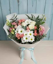 Букет цветов из:  Розы, Лизиантусы и Хризантемы #REPLACE_PRED# Исток