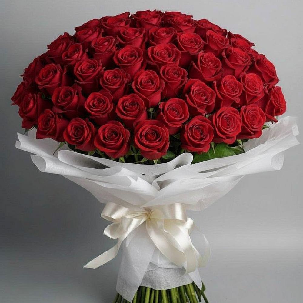 Букет 101 Красная роза Блэк Мэджик в Исток
