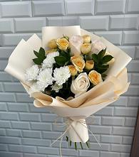 Букет цветов из:  Розы и Хризантемы в Исток