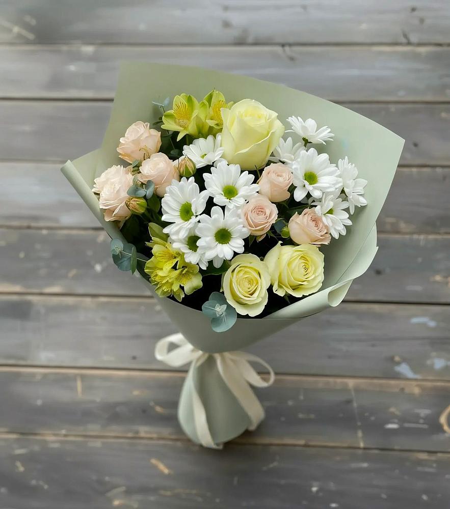 Букет цветов из: Альстромерии, Розы и Хризантемы в Исток
