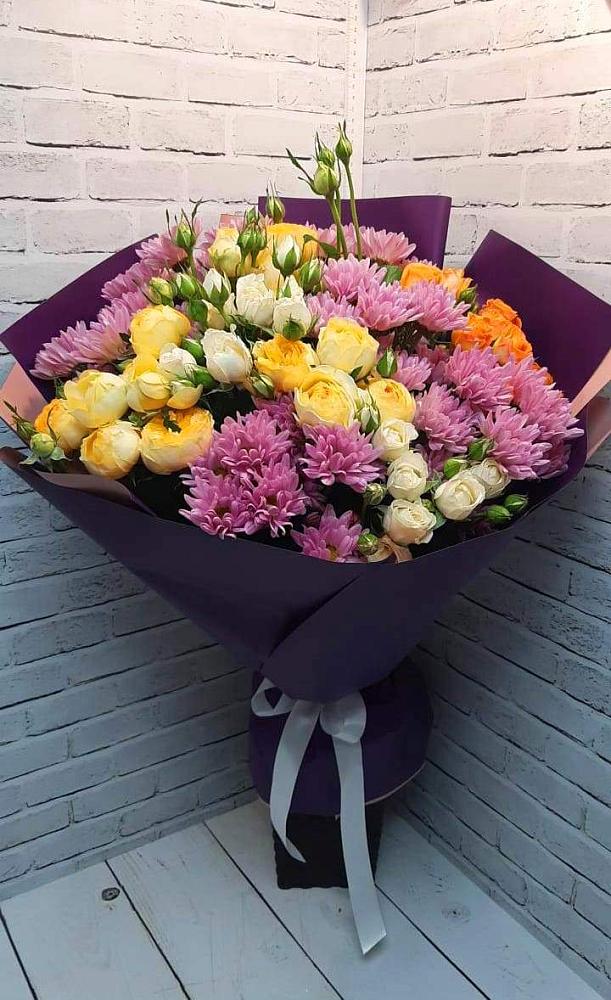 Букет цветов из: Хризантемы и Розы в Исток