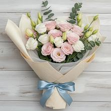 Букет цветов из:  Лизиантусы в Исток