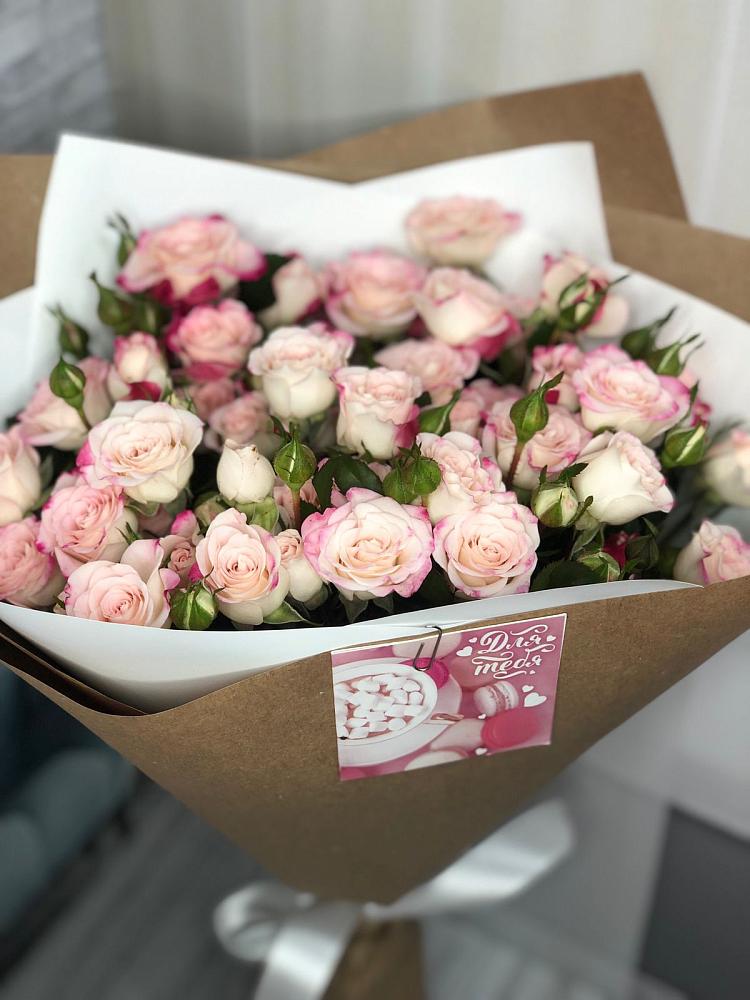 Букет цветов из: Розы в Исток