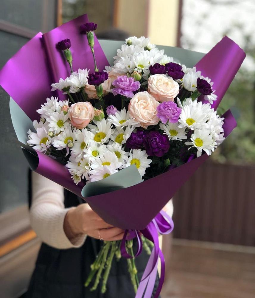 Букет цветов из: Хризантемы, Гвоздики и Розы в Исток