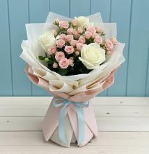 Букет цветов из:  Розы в Исток