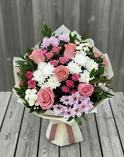 Букет цветов из:  Альстромерии, Гвоздики, Розы и Хризантемы в Исток