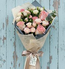 Букет цветов из:  Розы в Исток