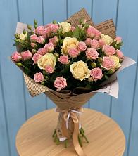 Букет цветов из:  Розы в Исток