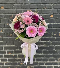 Букет цветов из:  Герберы и Хризантемы в Исток