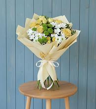 Букет цветов из:  Хризантемы и Розы в Исток