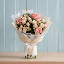 Букет цветов из:  Розы #REPLACE_PRED# Исток