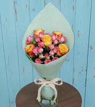 Букет цветов из:  Розы в Исток